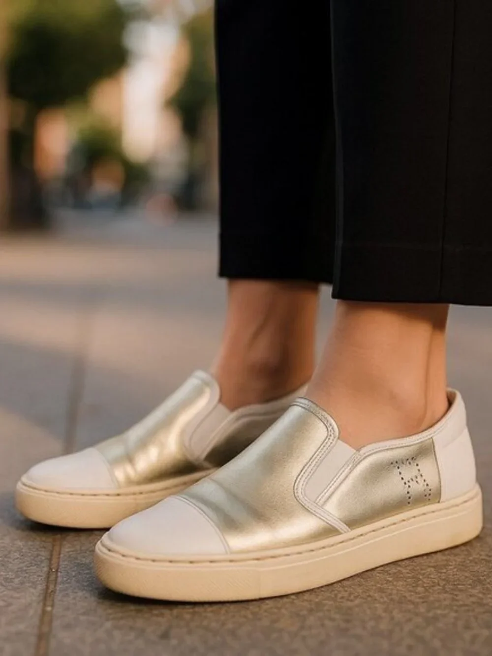 FRANCES VALENTINE KATE SPADE Leather Platform Sneakers 7 White Gold Silver